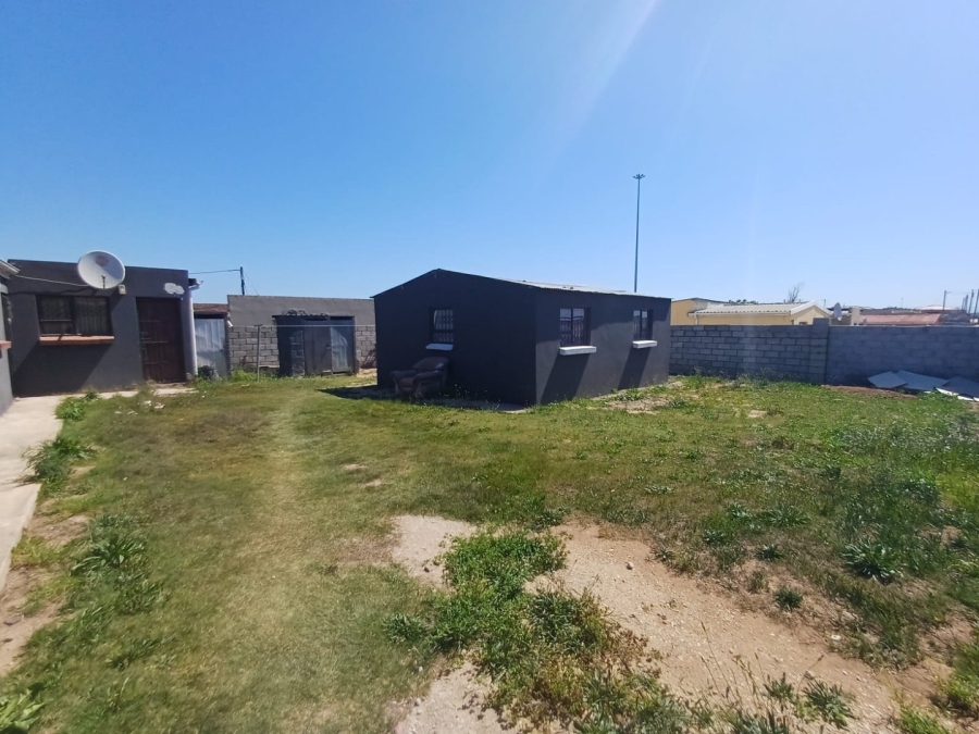 2 Bedroom Property for Sale in Govan Mbeki Eastern Cape